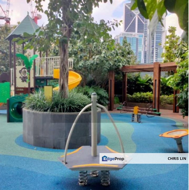 Four Seasons Place, KLCC, Kuala Lumpur
Four Seasons Place is a Freehold Condominium located in KLCC,, Kuala Lumpur, KLCC