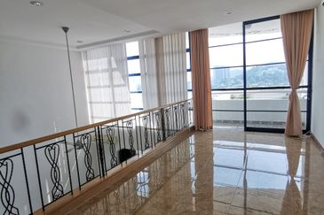 Impiana on the Waterfront