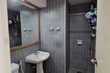 Impiana on the Waterfront