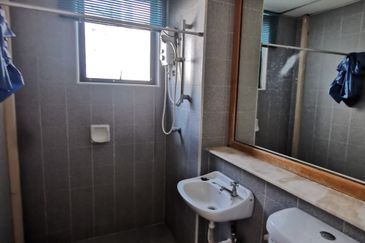 Impiana on the Waterfront