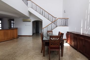 Impiana on the Waterfront