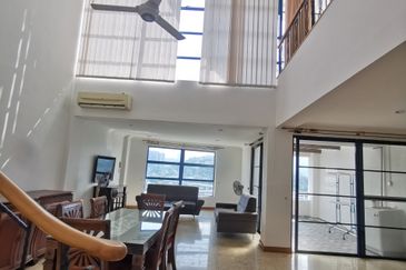 Impiana on the Waterfront