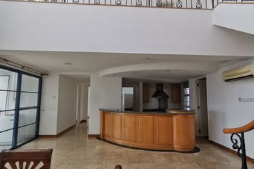 Impiana on the Waterfront