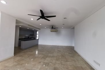 Impiana on the Waterfront