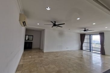 Impiana on the Waterfront