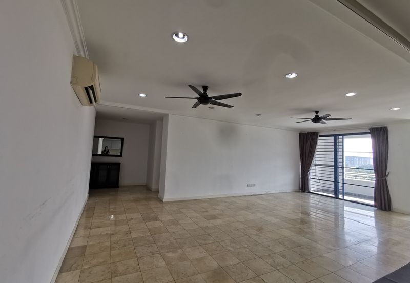 Impiana on the Waterfront