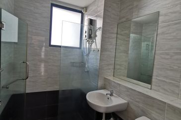 Impiana on the Waterfront