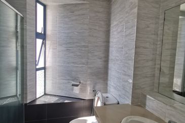 Impiana on the Waterfront