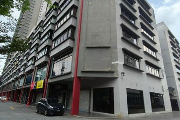 Centre Point Medan Connaught