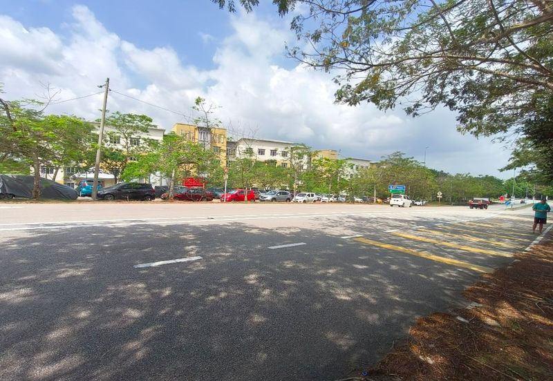 TAMAN DURIAN TUNGGAL