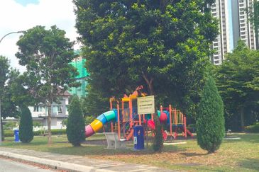 Villa Avenue @ Equine Park