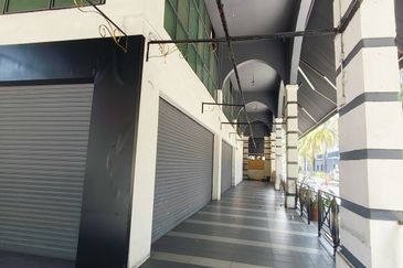 Sentul Raya Boulevard