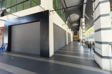 Sentul Raya Boulevard