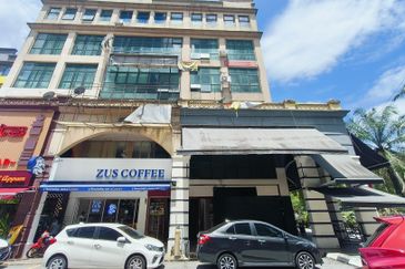 Sentul Raya Boulevard