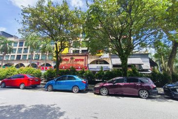 Sentul Raya Boulevard