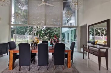 IOI Beverly Row @ IOI Resort City