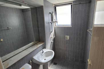 Impiana on the Waterfront