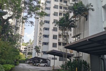 Impiana on the Waterfront