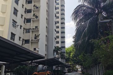 Impiana on the Waterfront