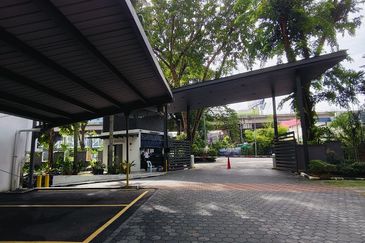 Impiana on the Waterfront