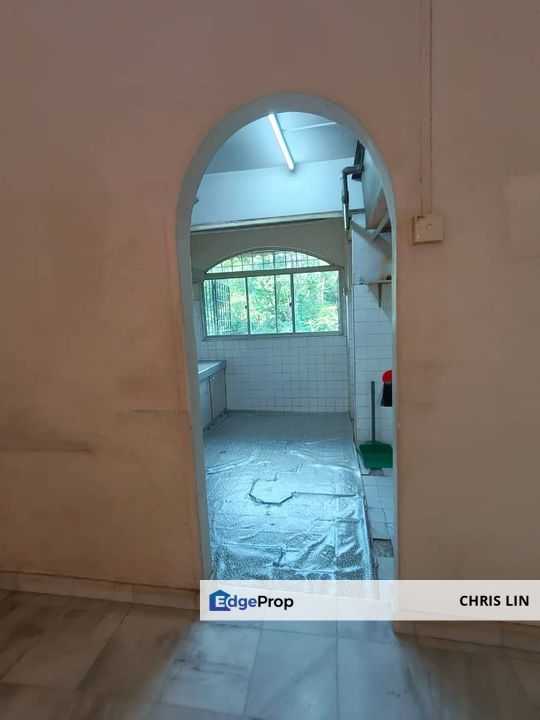 Taman Megah Jaya  Bt Cheras  
Flat Block S , T, V Choices unit 
Built up 690sft , Selangor, Batu 9th Cheras