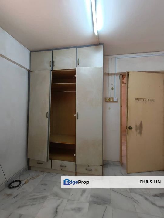 Taman Megah Jaya  Bt Cheras  
Flat Block S , T, V Choices unit 
Built up 690sft , Selangor, Batu 9th Cheras