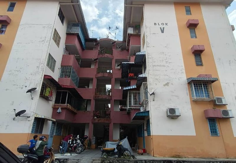 Taman Megah Cheras Apartment