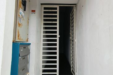 Dagang Cahaya Avenue