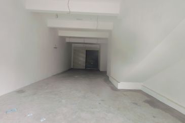 Dagang Cahaya Avenue