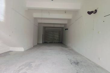 Dagang Cahaya Avenue