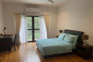 IOI Beverly Row @ IOI Resort City