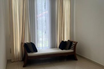 IOI Beverly Row @ IOI Resort City