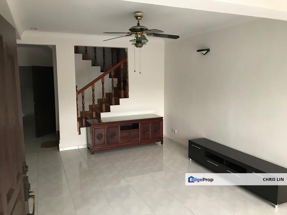 Ampang utama 
Terrace house 2 Storey 
lotcation oppist ampang point  lorong dedalu off jalan ampang 55000 kuala lumpur. , Selangor, Ampang