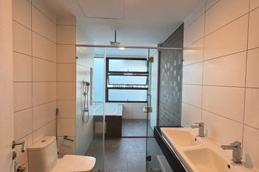 Villa 33, Bukit Manda'rina