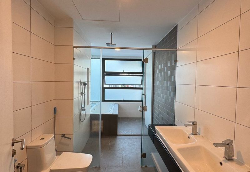 Villa 33, Bukit Manda'rina