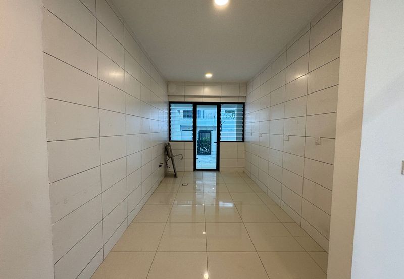 Villa 33, Bukit Manda'rina