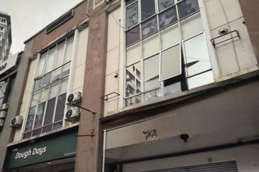 Taman Ampang Hilir,Excella , Ampang Putra Sulaiman  55100 Kuala Lumpur.*