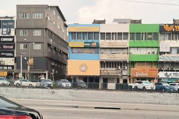 Taman Connaught (Taman Sri Cendikia)