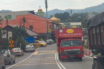 Jalan Hulu Yam