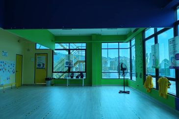 Anika @ Bandar Ainsdale