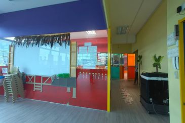 Anika @ Bandar Ainsdale