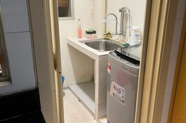 Seri Maya Condominium