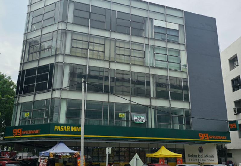 Medan Niaga Tasik Damai