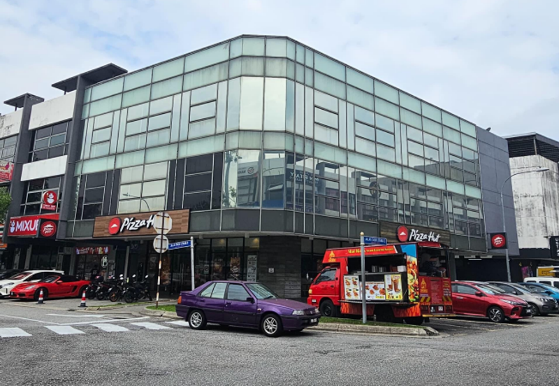 Medan Niaga Tasik Damai