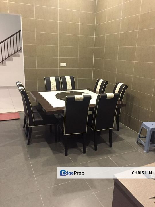 Avenue 4 Lake Valley , Bandar Tun Hussein Onn, Cheras
3 storey Semi-D, Selangor, Cheras