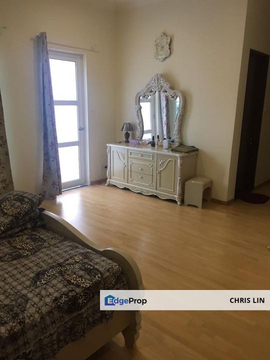 Avenue 4 Lake Valley , Bandar Tun Hussein Onn, Cheras
3 storey Semi-D, Selangor, Cheras