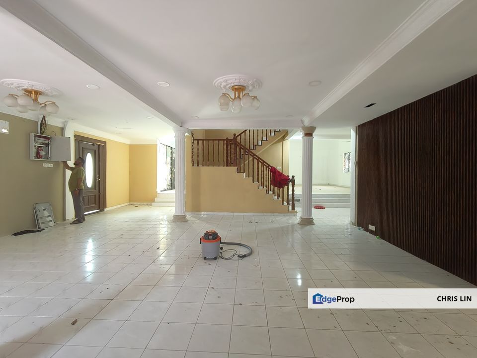 Ampang Utama 2 Storey bungalow oppsit Ampang point  available for rent  , Selangor, Ampang