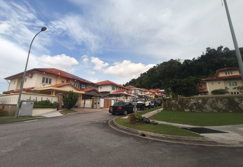 Pinggiran Bukit Segar 3