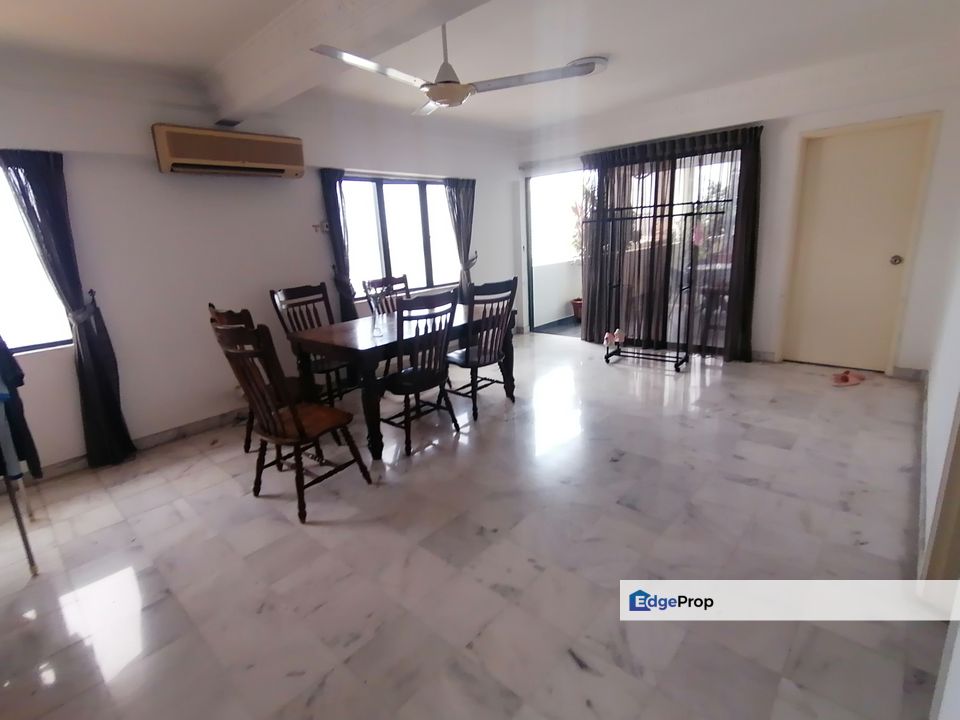 Penthouse unit with 4 parking lot, Kuala Lumpur, Taman Tun Dr Ismail