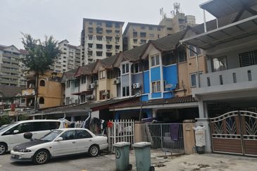 2.5 Storey Taman Dato Senu